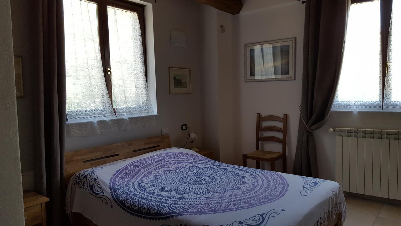 B&B La Taverna Degli Angeli Vezzi Portio Eksteriør bilde
